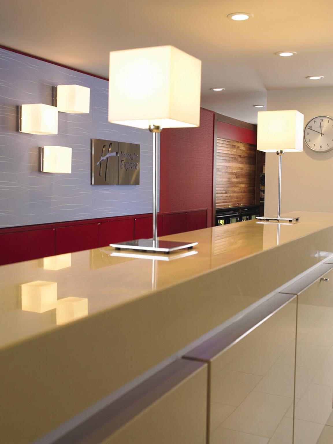 Holiday Inn Express Luoyang Yichuan By Ihg Экстерьер фото