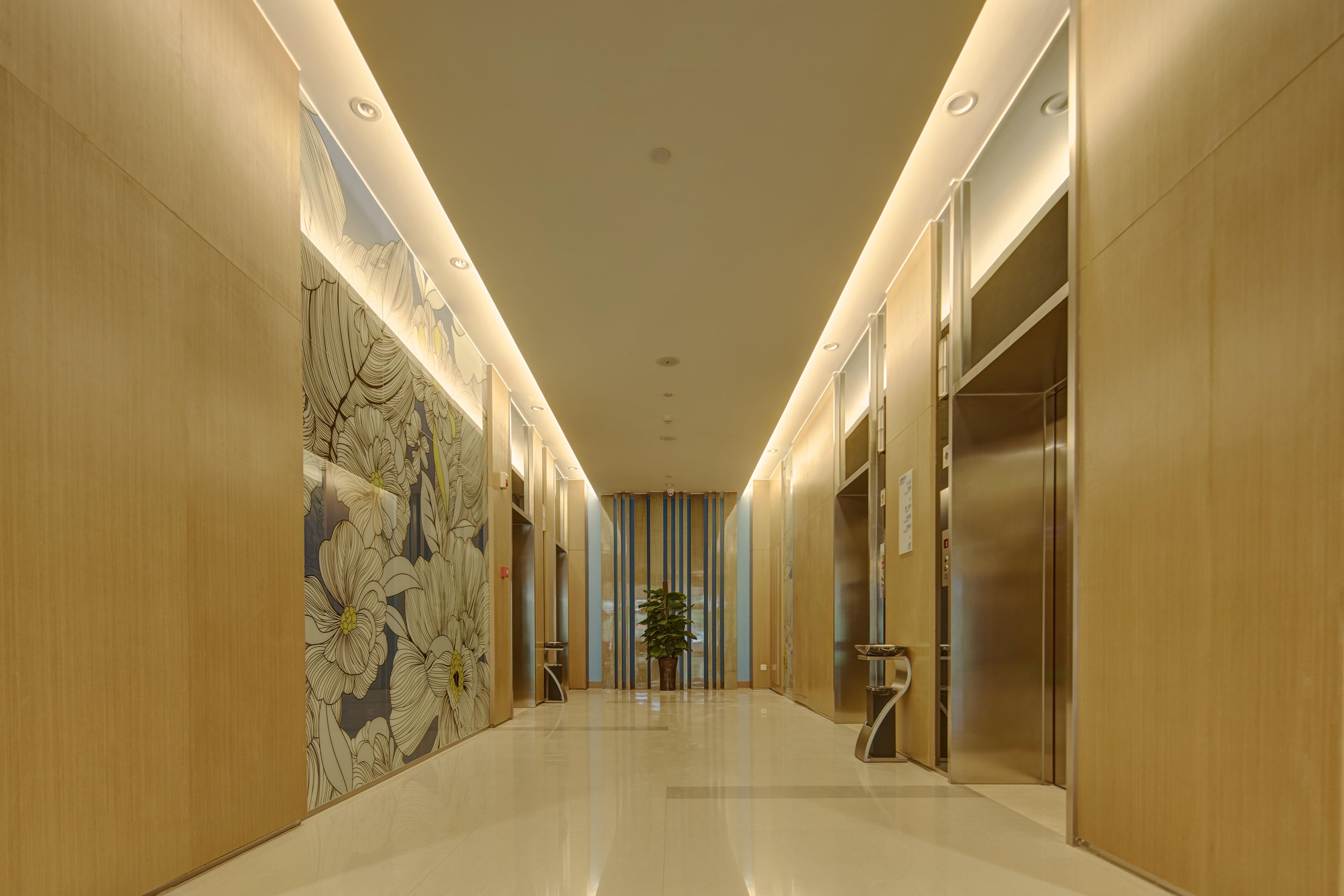 Holiday Inn Express Luoyang Yichuan By Ihg Экстерьер фото